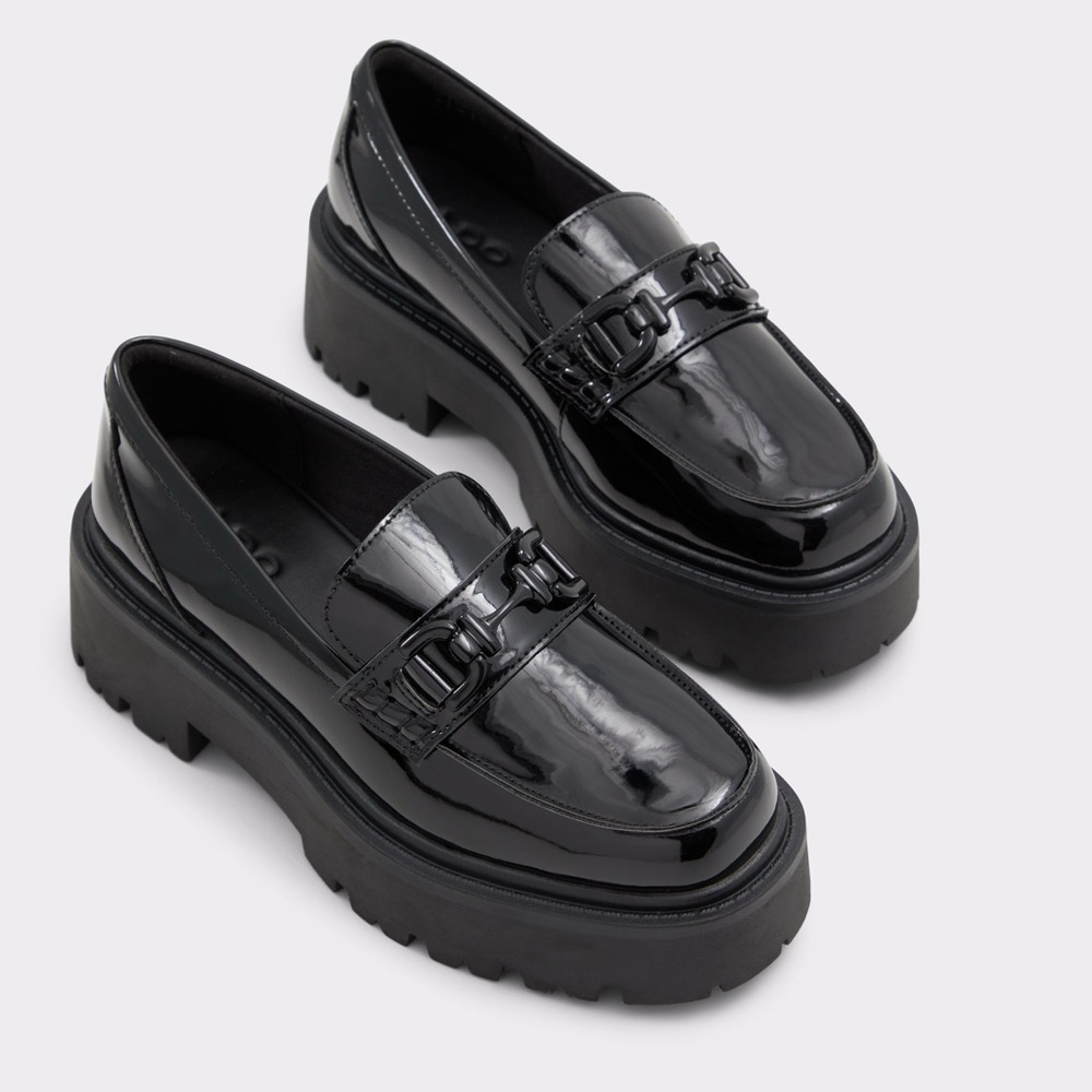 NWOT ALDO Oneameth Patent Leather Women's Loafers & Oxfords in Black